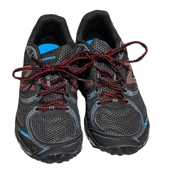 New Balance Pointure Hommes All Terrain hiking running shoe sneaker men's size 9 - Picture 1 of 12